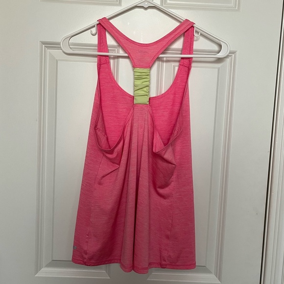 Workout tank - Picture 2 of 6